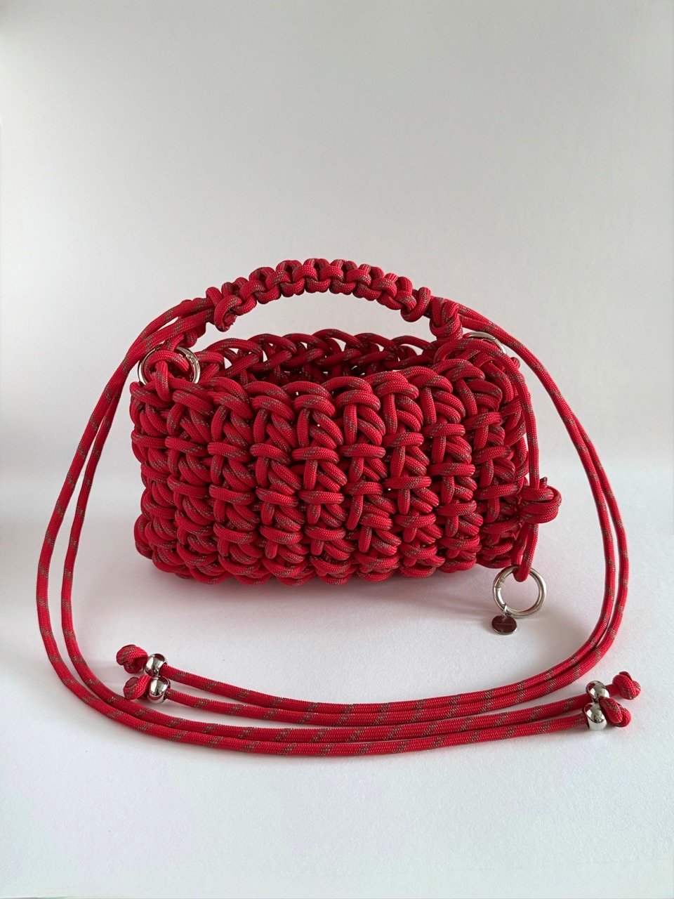 EMAN | The Easy Slouch Bag in Red product image (6)