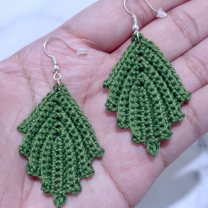 Leaf Earrings product image (1)