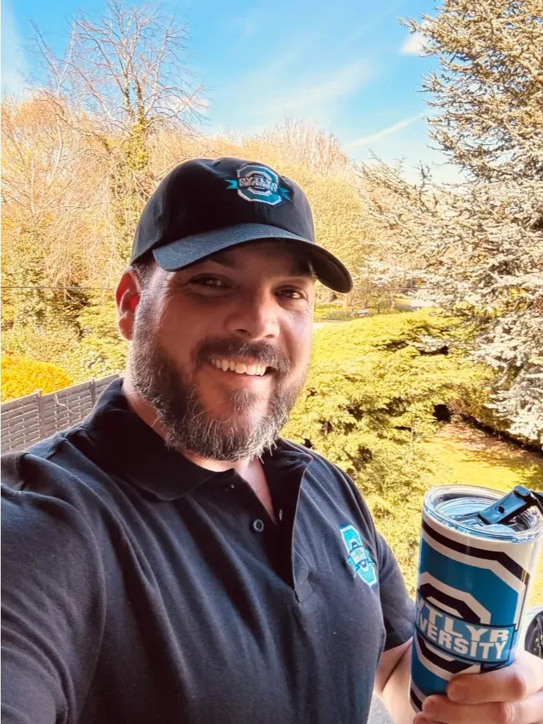 OVTLYR University Polo product image (32)