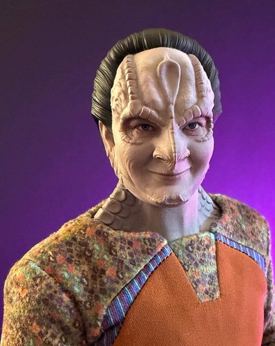 Garak arriving from Exo-6 for Pride month feels right. One of my most anticipated figures from their 1/6 Star Trek line, one ...