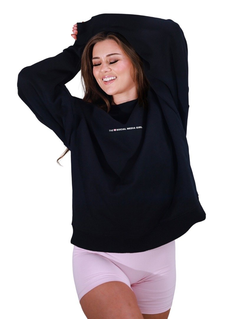 THE Social Media Girl Crew Neck product image (6)