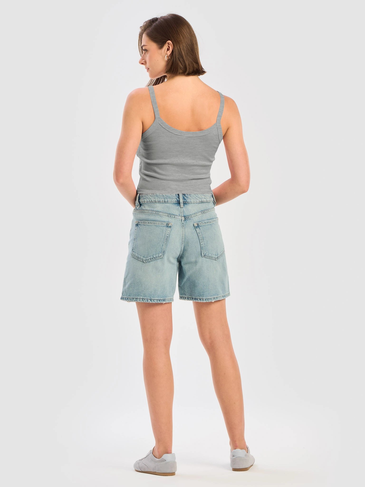 Welcome Clothespin Club Tank product image (6)