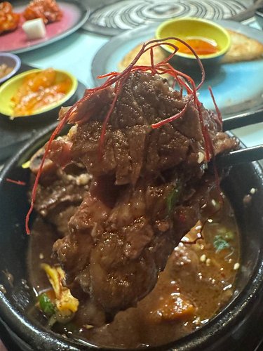 Team dinner rule at sea: the grill does the talking. 🥢🔥 Yangnyeom chicken → galbi jjim → kimchi fried rice, closed out with b...