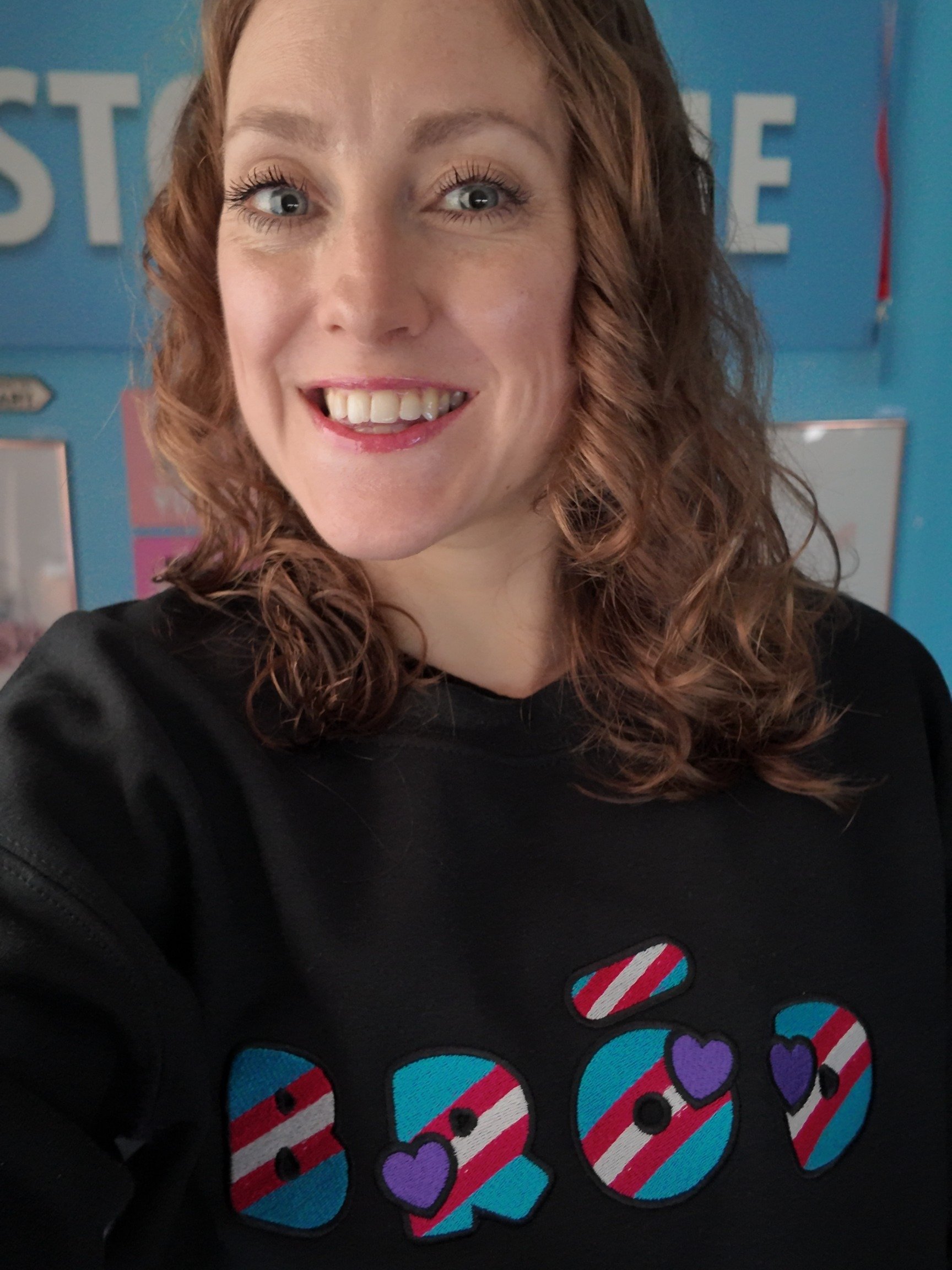 Bród Meaning Pride | Classic Crewneck in Irish / Gaeilge for Trans PRIDE 🏳️‍🌈🏳️‍⚧️ product image (4)