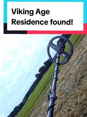 We found a Viking Age Residence with our metal detectors. @Metallinpaljastaja Max #suomitok #suomi #finland 