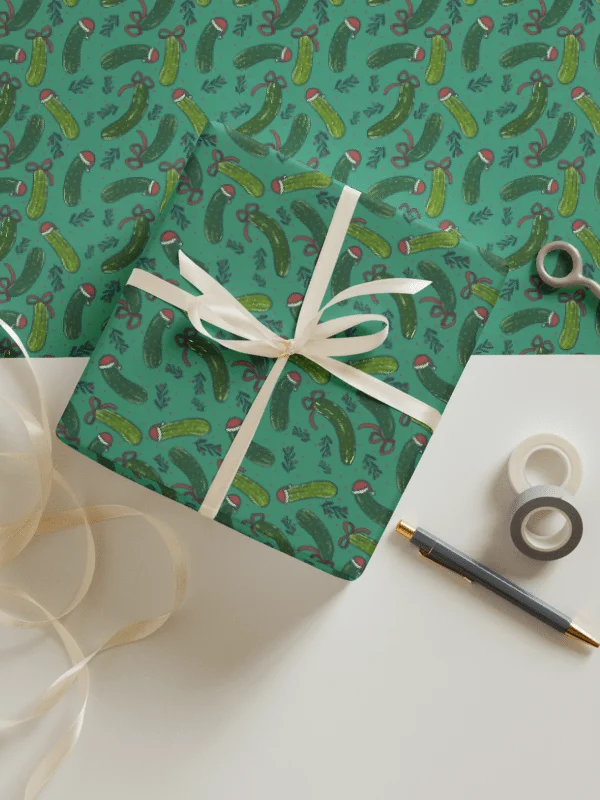Funny Christmas Pickles Pattern Wrapping Paper Multicolour, 3 Pack product image (1)