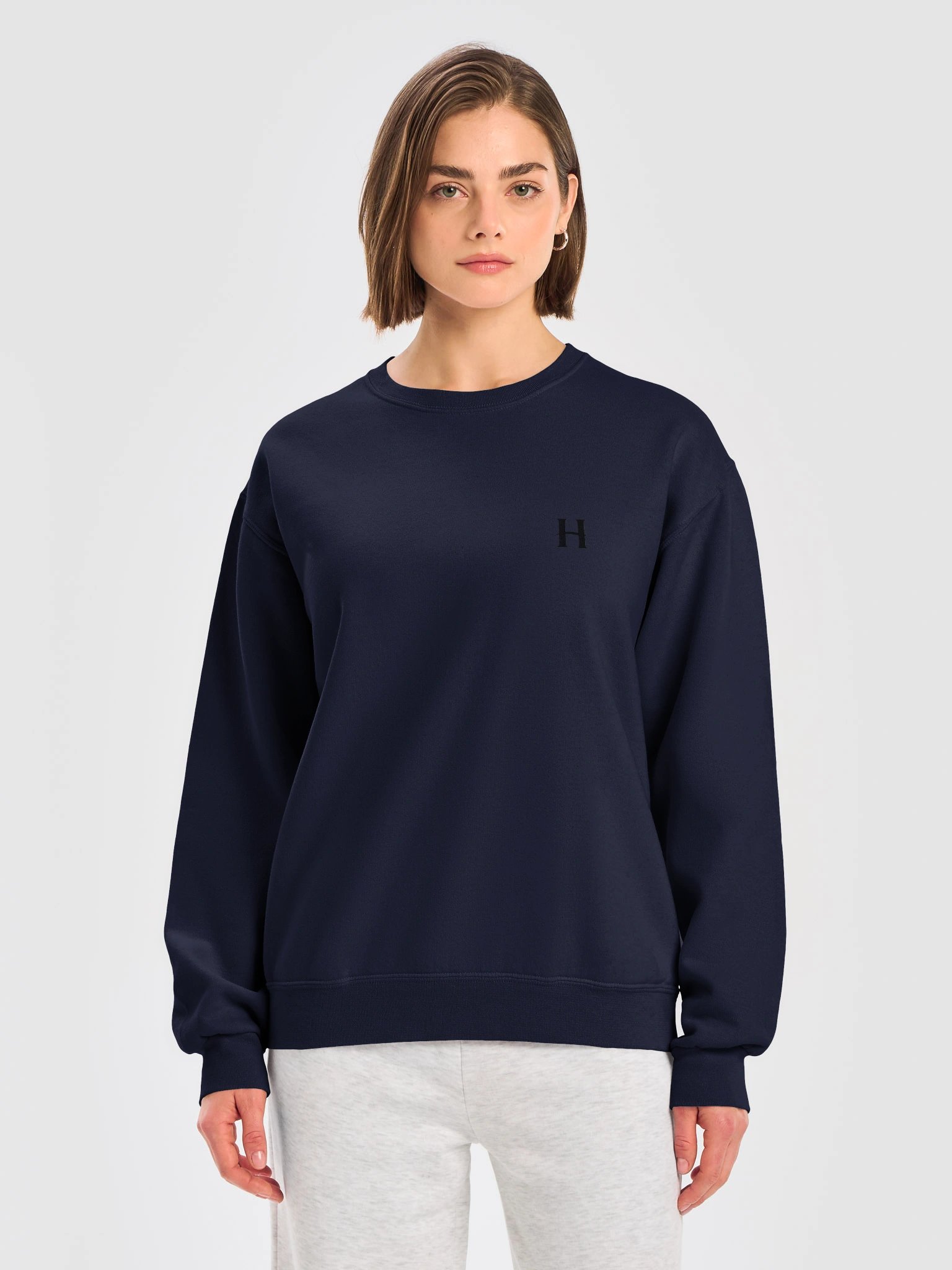 Hidenza Essential Crewneck product image (5)