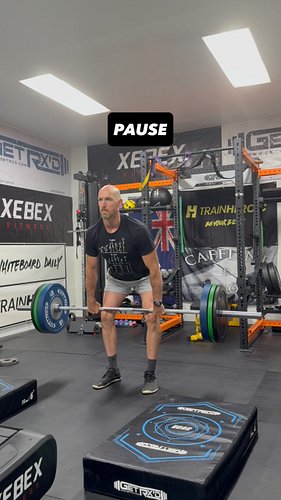 Pause Cleans to Music 🎶 
Have fun with your training!

All gear by @getrxd 🙌