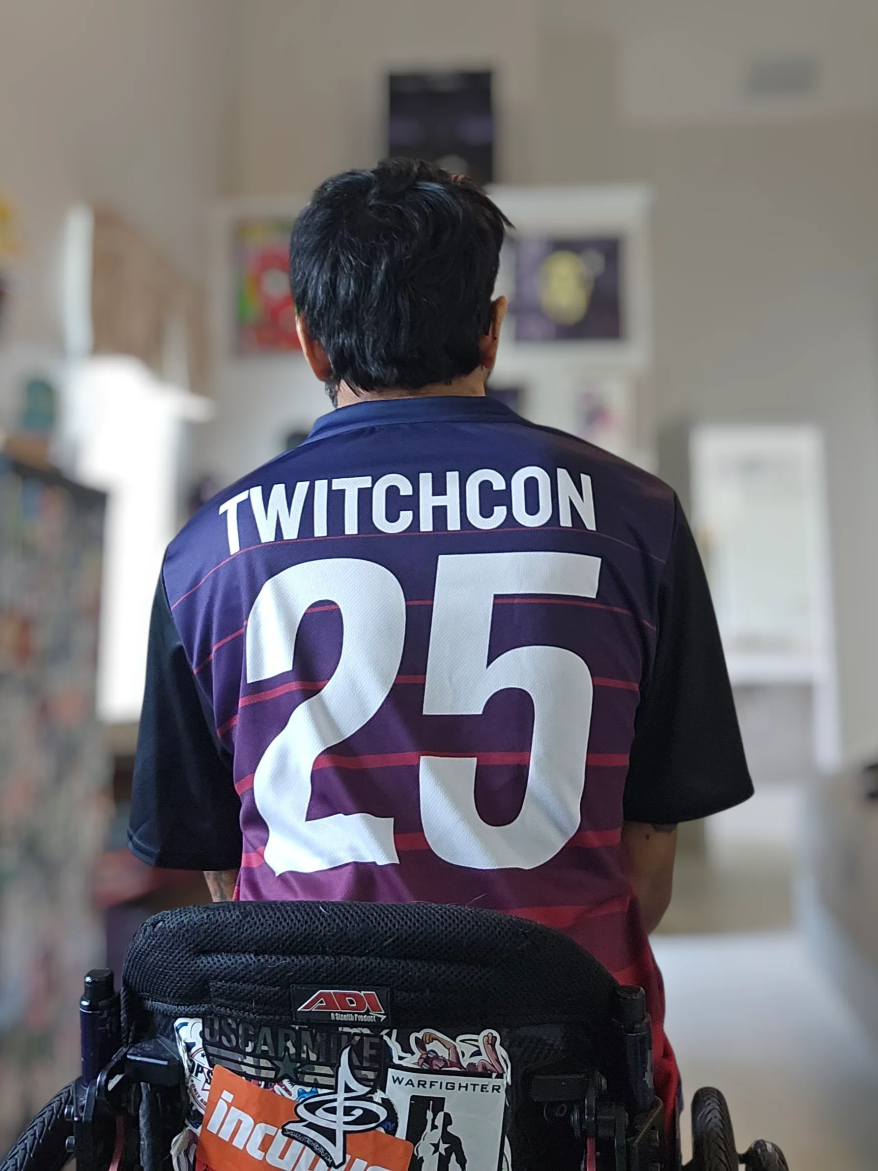 DRAGON GAMES - Football Jersey - TWITCHCON Edition product image (4)