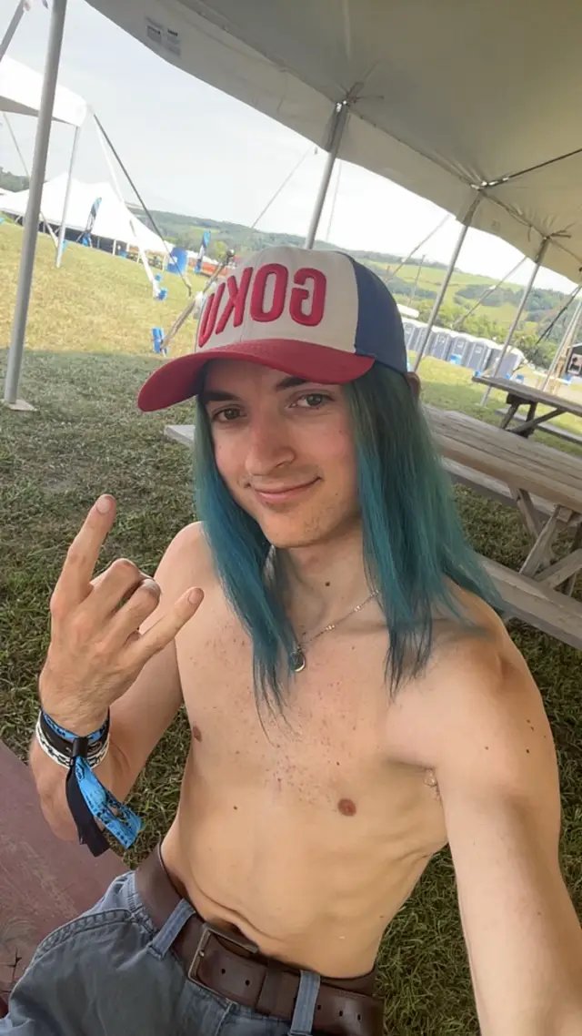 So far a great weekend at rockfest! 🤘🤘🎸🎸🎤🎤🎶🎶🫰🫰