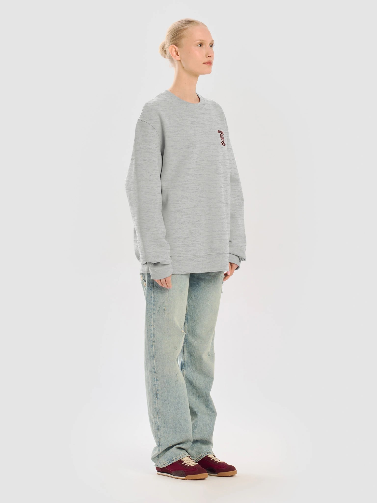 I Ain't Go to Hillman. Oversized gray sweater. product image (11)