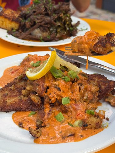 We have to talk about @1756grotto! I was told by several people that this is the cutest courtyard dining on #saintcroix and i...
