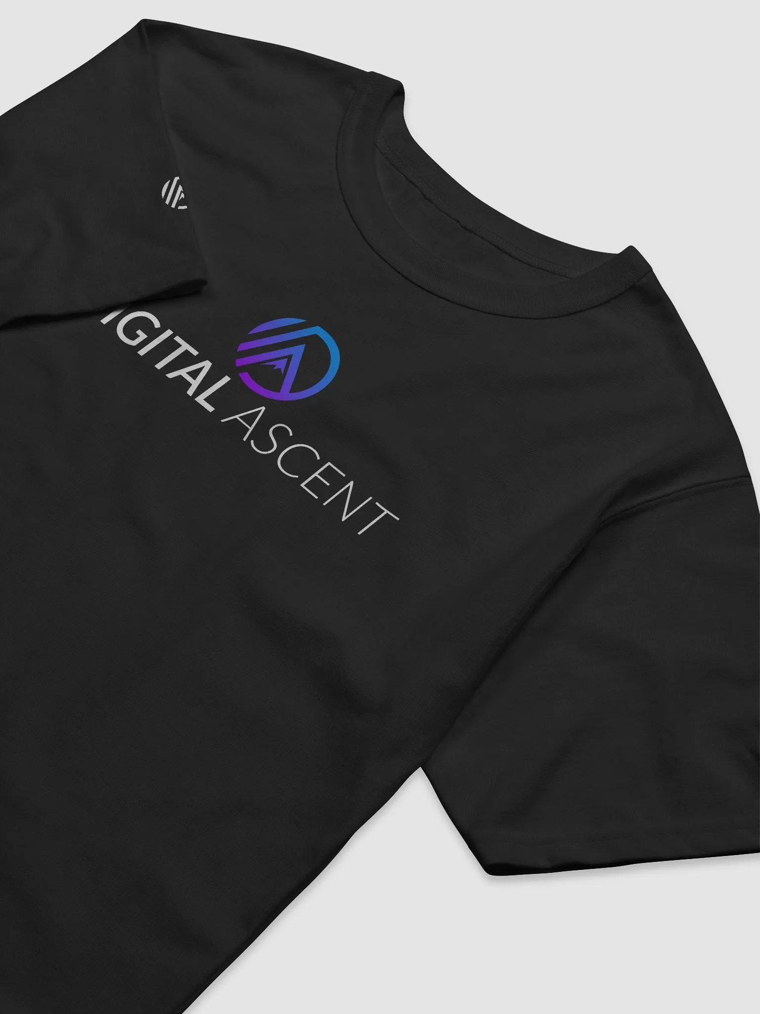 Logo T-Shirt product image (6)