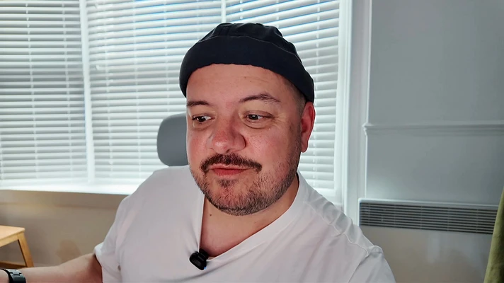 Video thumbnail