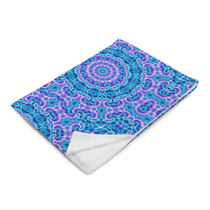 Blue and Purple Tie Die Kaleidoscope Throw Blanket product image (14)