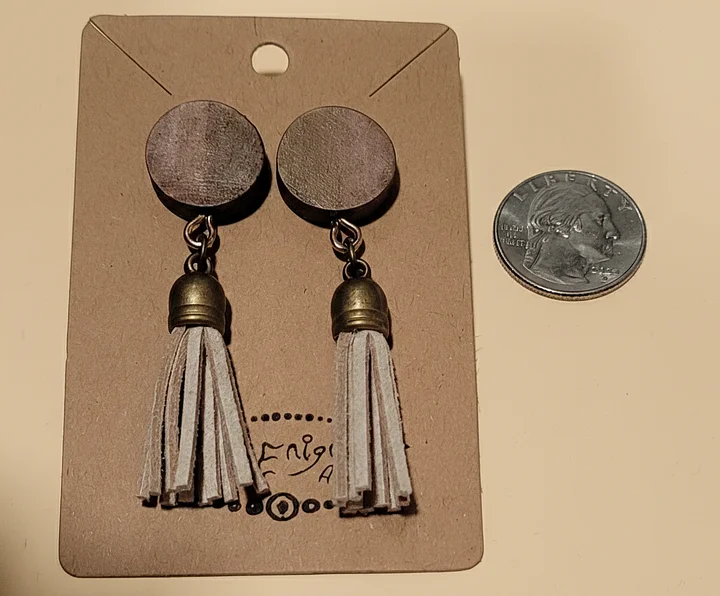 Sand dust tassel earrings product image (2)