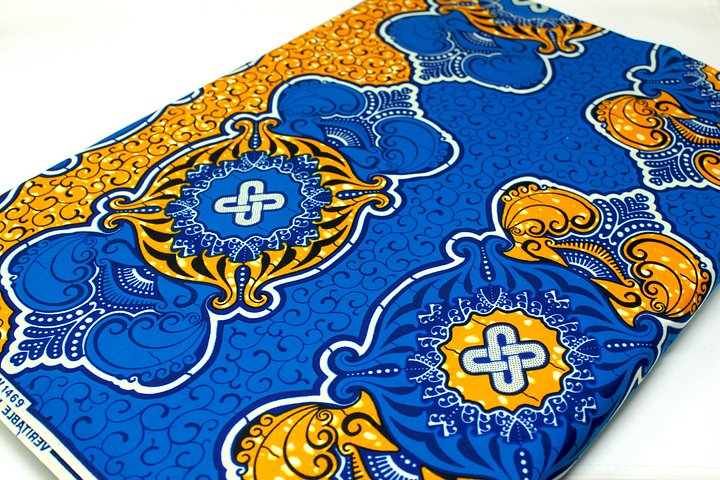 Tessuto Wax Print - Design Mandala e Simboli - cod.592/A product image (2)
