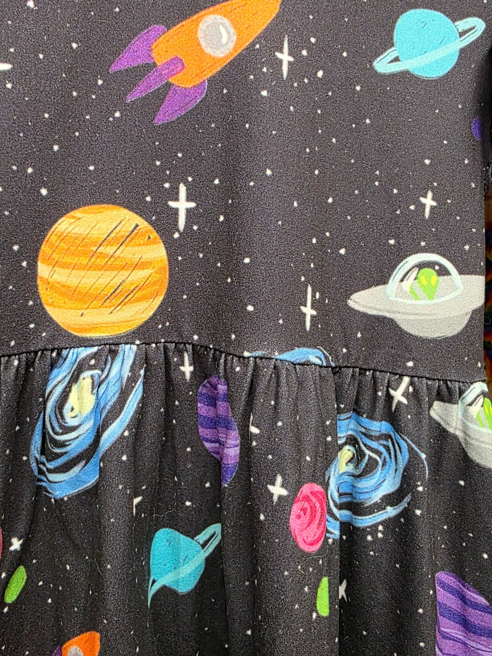 UNKNOWN - Size L (4) - GENTLY USED - Space kid dress product image (5)