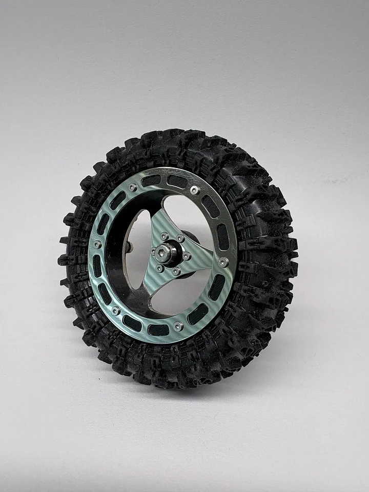 1.8" v2 Floater Wheels - "Trinity" wheel face with "Peep" floater product image (2)