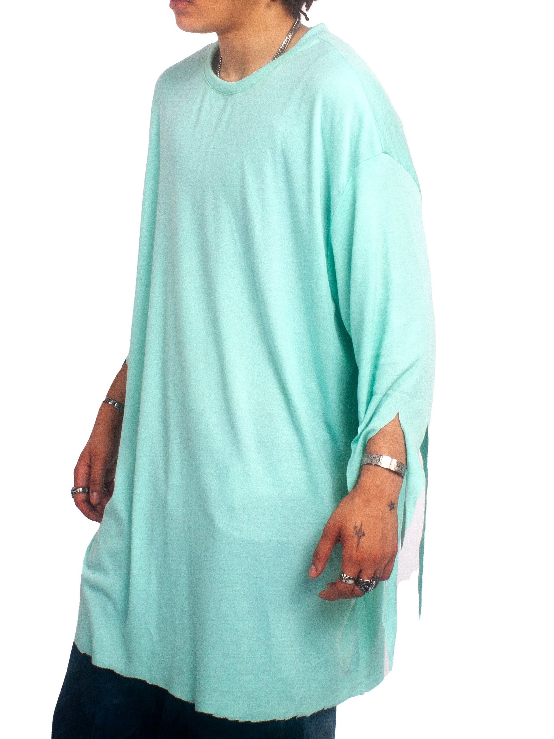 PORTRAIT SLEEVE TEE - LONG SLEEVE - Green product image (2)
