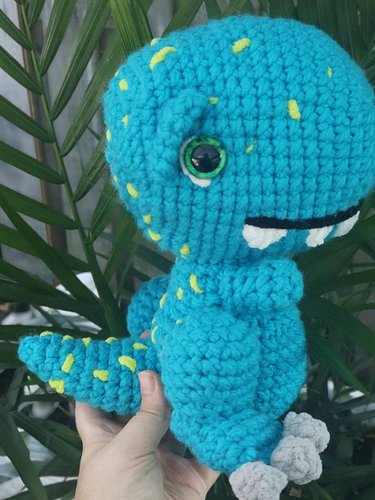 Back to posting!

I didn't stop creating, just gave up on socials but I'm back to the grind.

This was Fluffy. Modified in sc...