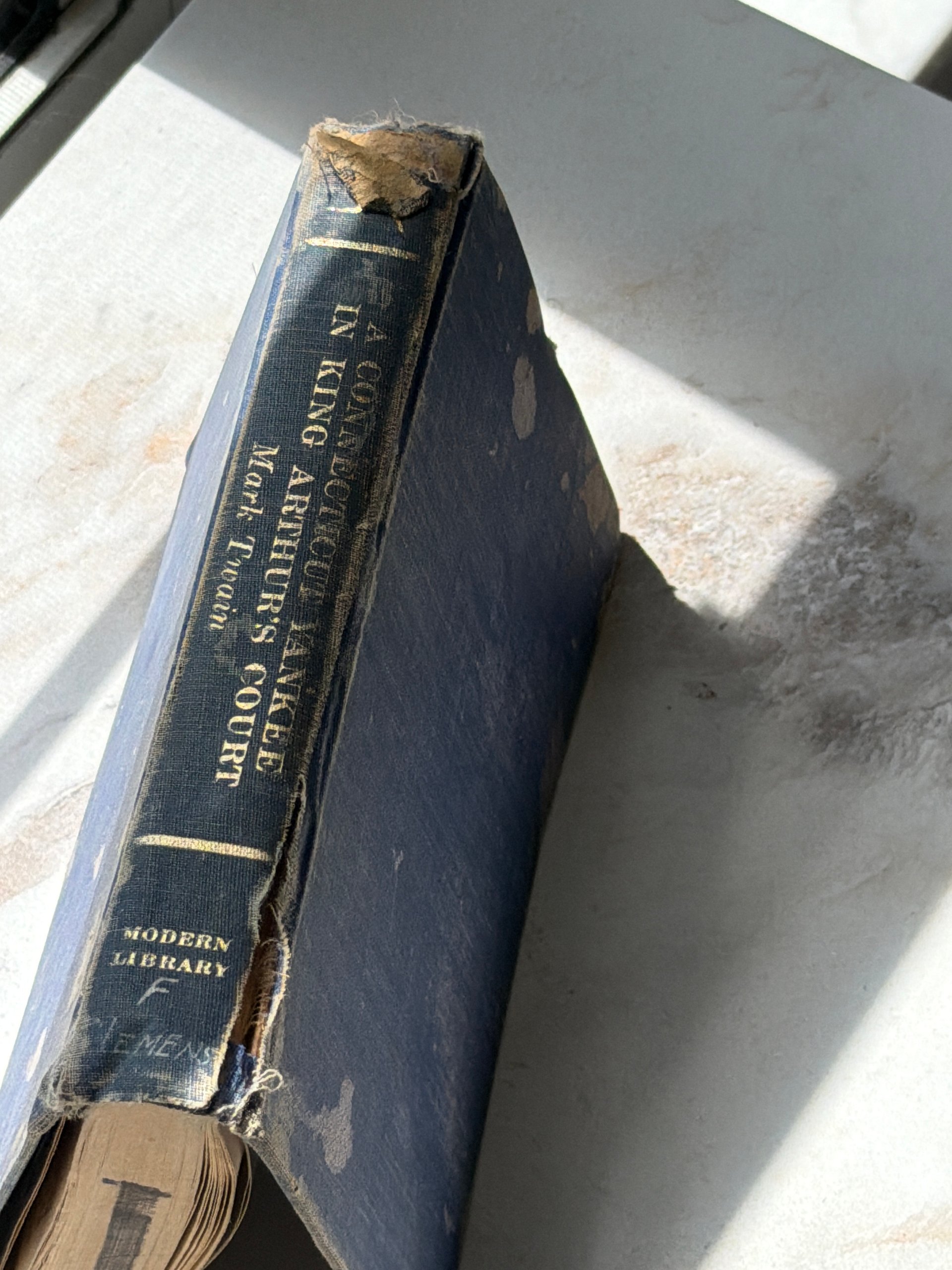 1917 | A Connecticut Yankee in King Arthur’s Court by Mark Twain | Modern Library Hardcover | Former School Library Copy product image (1)
