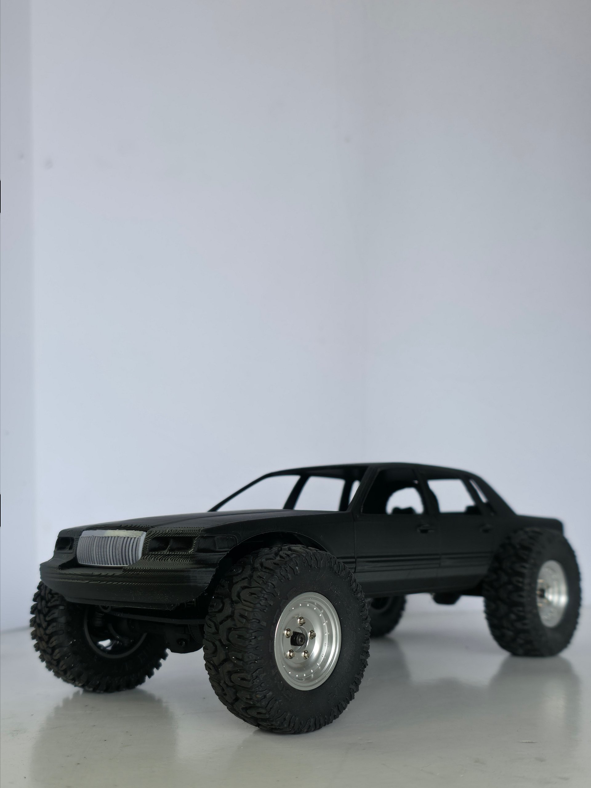 97 towncar product image (6)