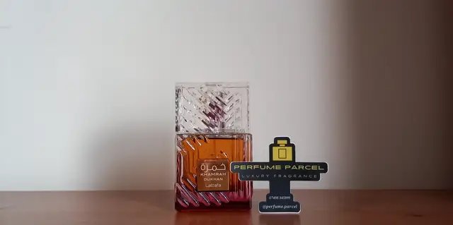 KHAMRAH DUKHAN by LATTAFA 100ml Eau de Parfum Dukhan brings something deeper, spicier & smokier to the table 💨🖤 Have YOU tried Khamrah Dukhan? 👇🏽 Which Khamrah is your favourite? 💬 Let me know..I love hearing from you! #lattafa #fragrance #edp #parfum #PerfumeParcel 