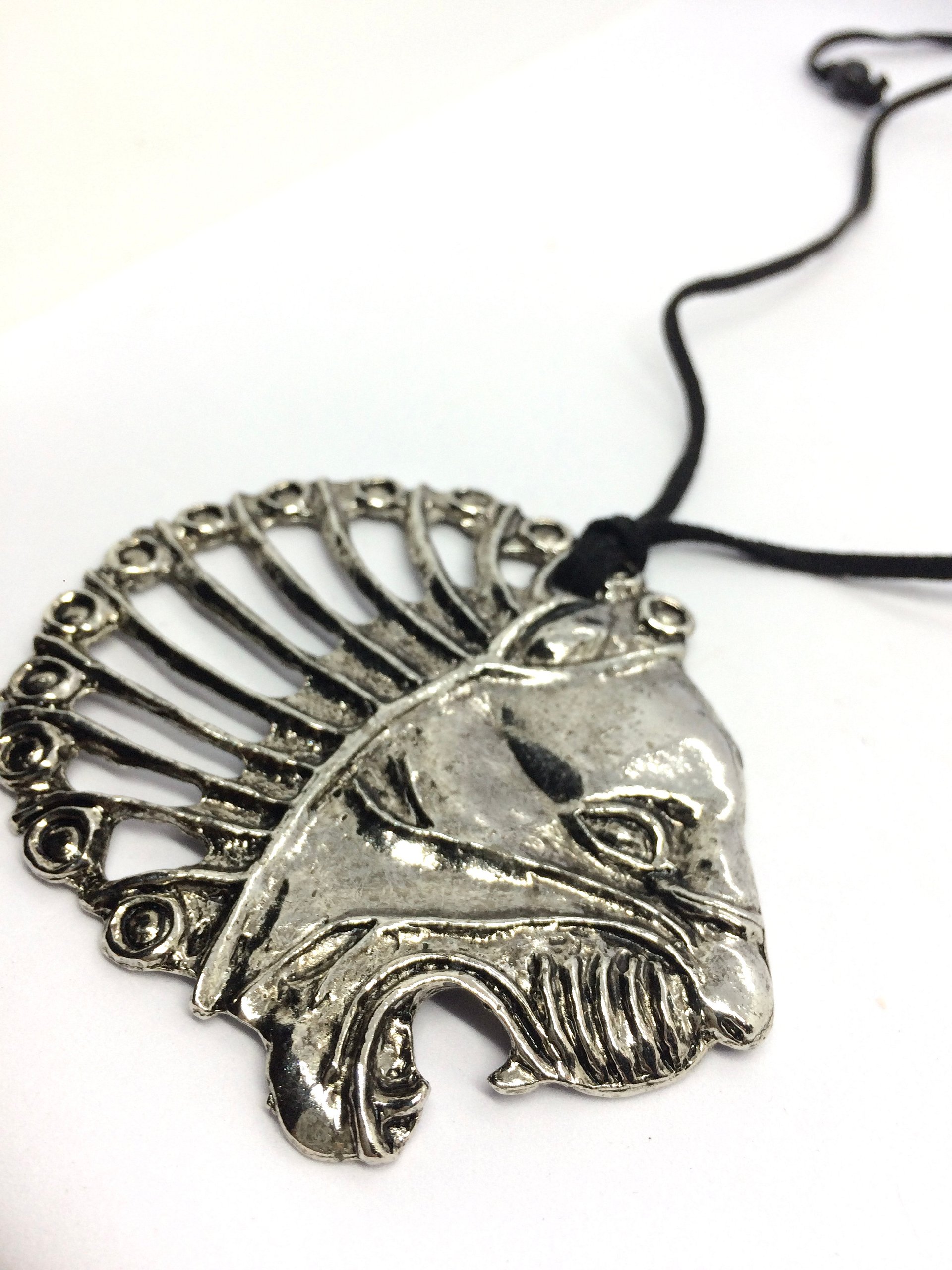 Lionheart Necklace product image (8)