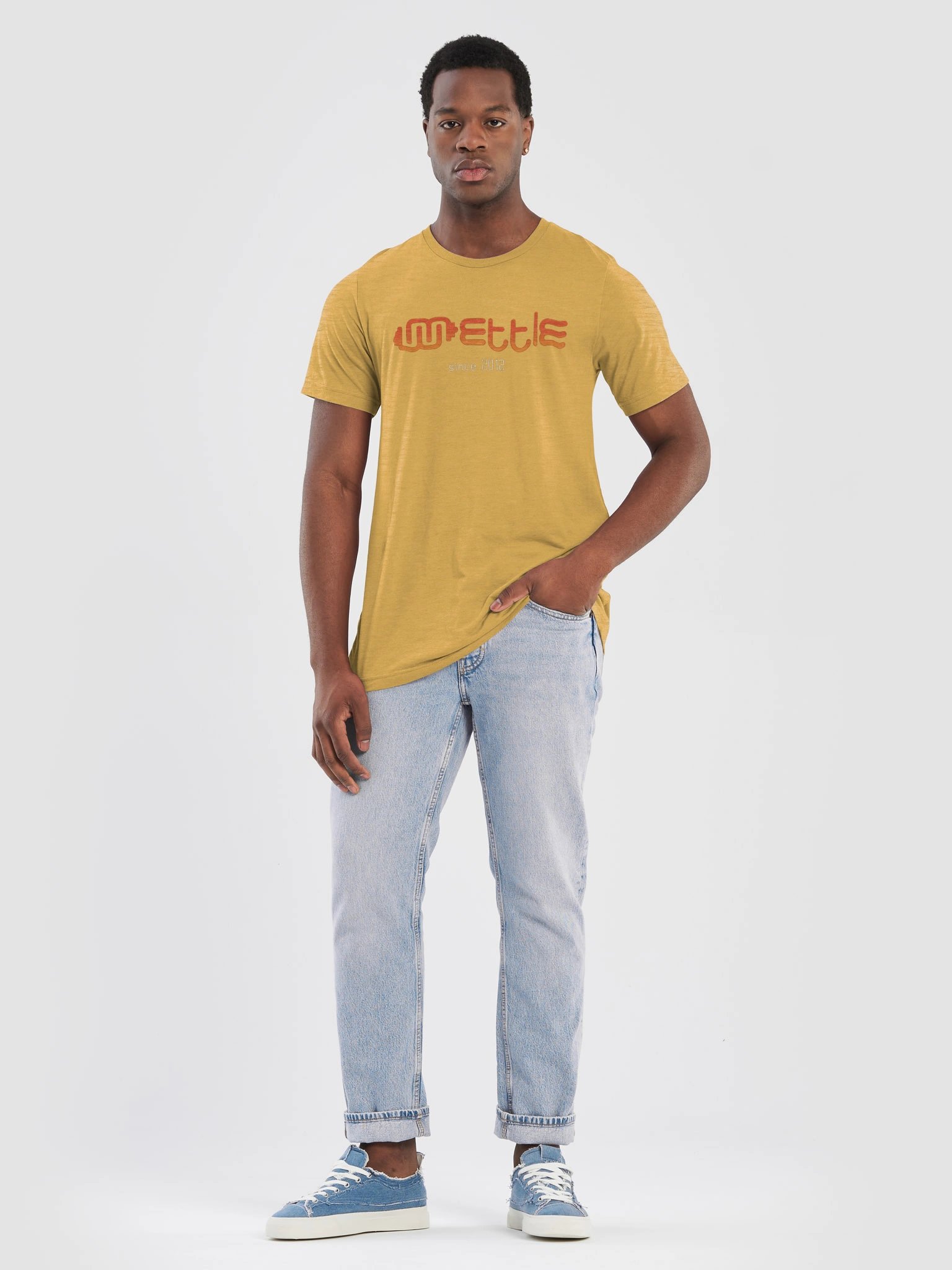 T-Shirt Logo Gold product image (12)