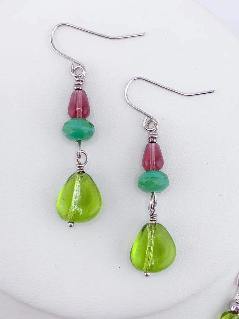 Green Aventurine and Purple Fringe Beaded Pendant Necklace Set product image (4)