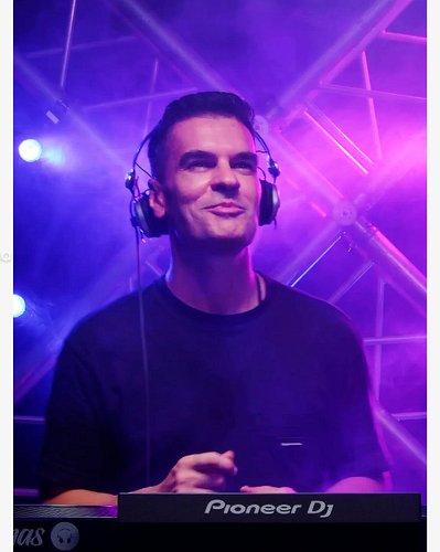 Dj, radio DJ & Music Curator since 1995
https://dj.joserodenas.com