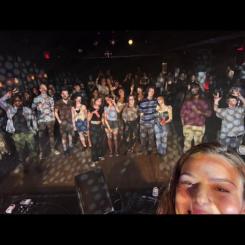 THANK YOU MTL! 🕺🏻 
We are so grateful to have played for such a warm and welcoming crowd for our first show in Québec ❤️

A m...
