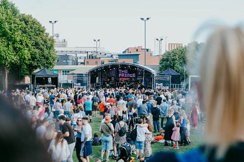 The festival's sold out. The city centre is not. 🎶

Tramlines Fringe takes over Sheffield this weekend. Hundreds of free gigs...
