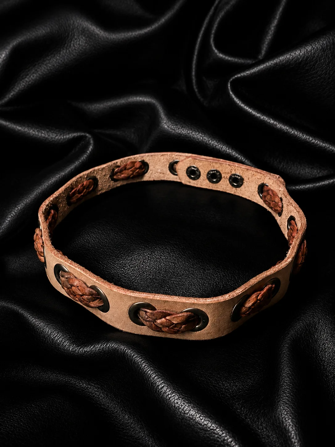Wild Collar