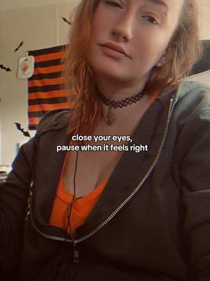 Pause when it feels right. #fyp #queenpumpkinz666 #momtok #streamermom #kickstreaming 