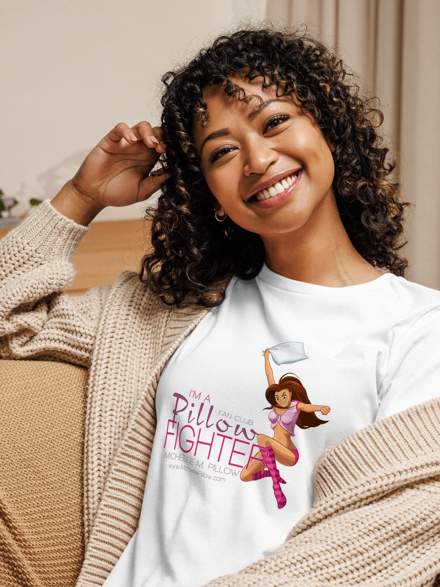 Official Fan Club T-shirt for NYT Bestselling Author Michelle M. Pillow product image (9)