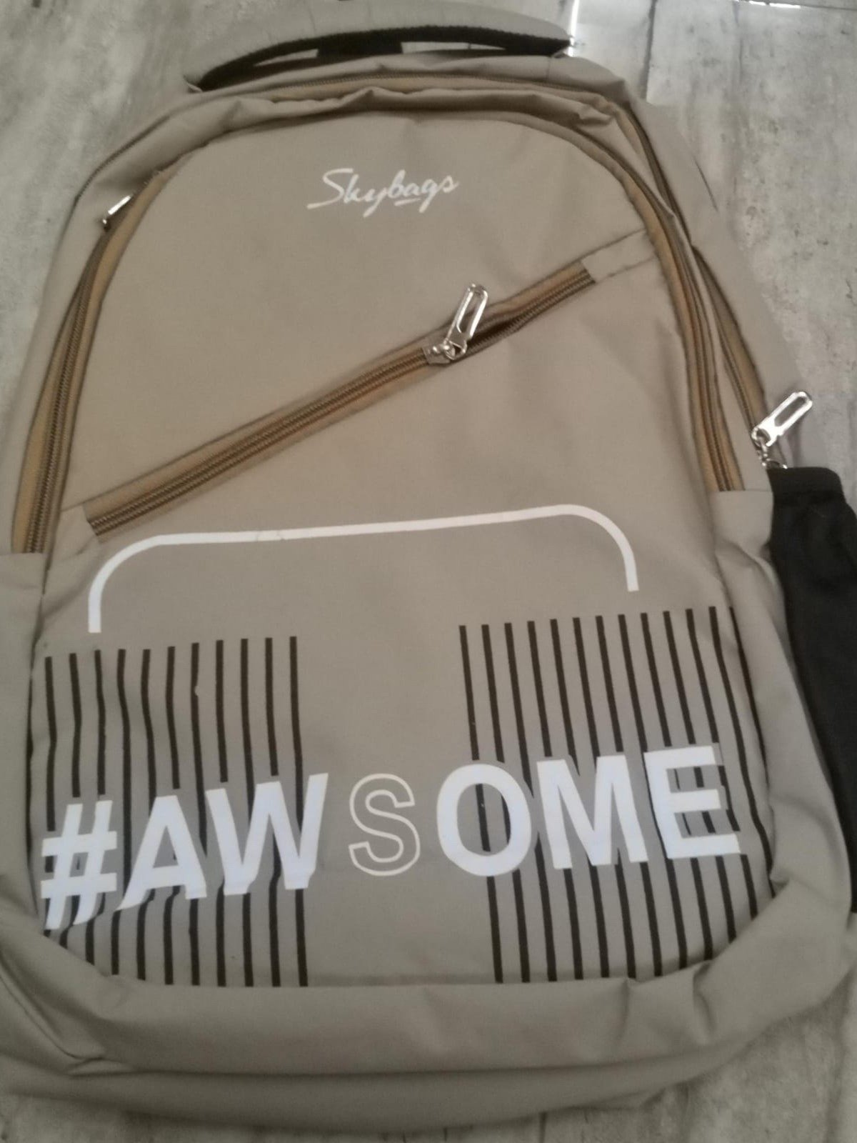 school bag product image (1)