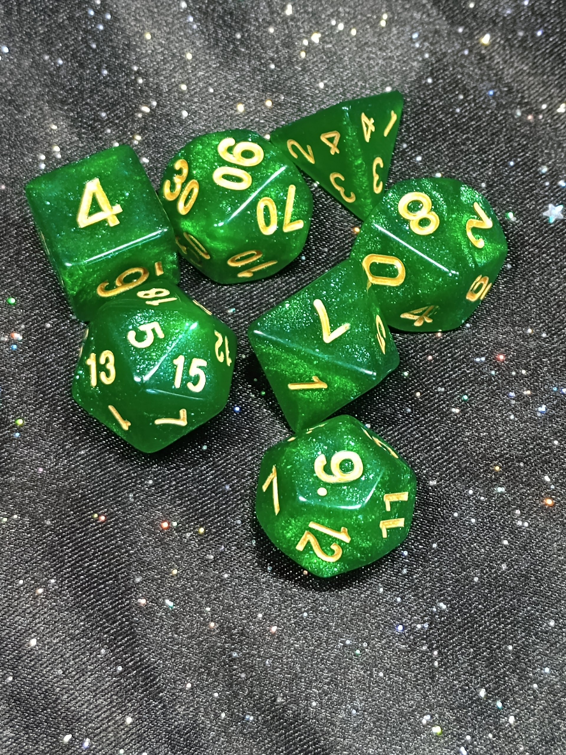 7 Piece RPG Dice - Glitter product image (1)