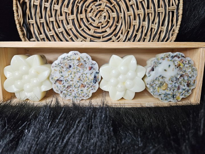 FLORAL SUGAR SCRUB SOAP BAR (NEW) product image (2)