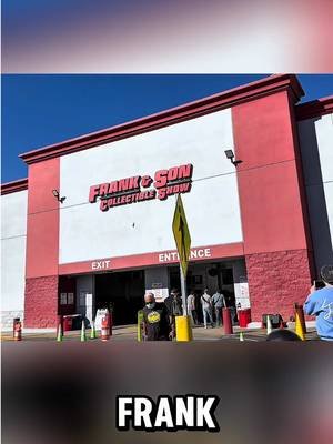 TONS of Transformers @ToyArenaINC store inside @frankandsonshow  SO many TRANSFORMERS!!!! #transformers #toyhunt #studioseries #actionfigures #optimusprime 