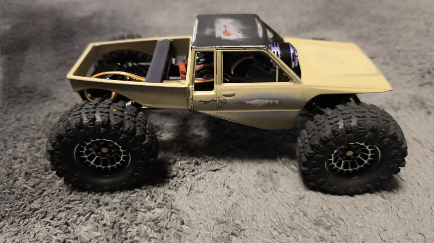 SCX24 Toyota Remix with flatbed product image (3)