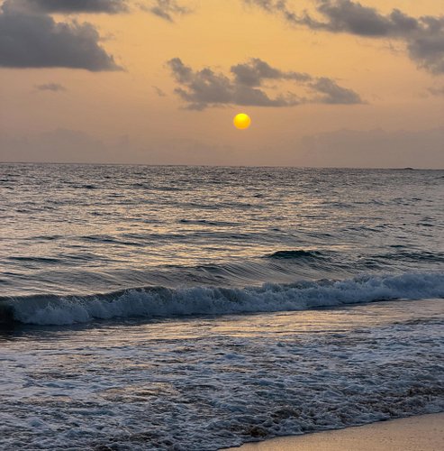 Sunrise from the beaches of San Juan, Puerto Rico. 

#puertorico