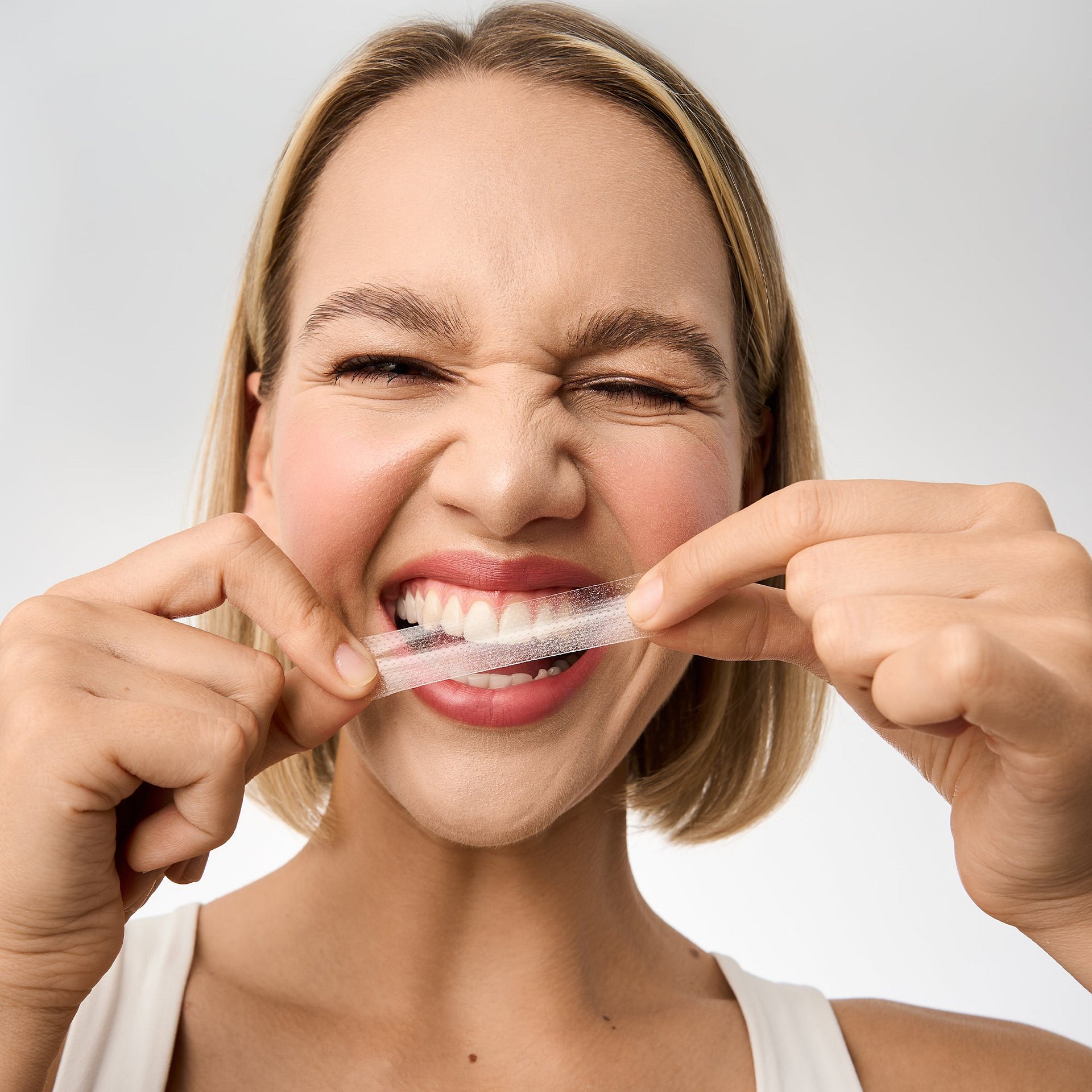 Professional Teeth Whitening Strips (42 Strips) product image (3)