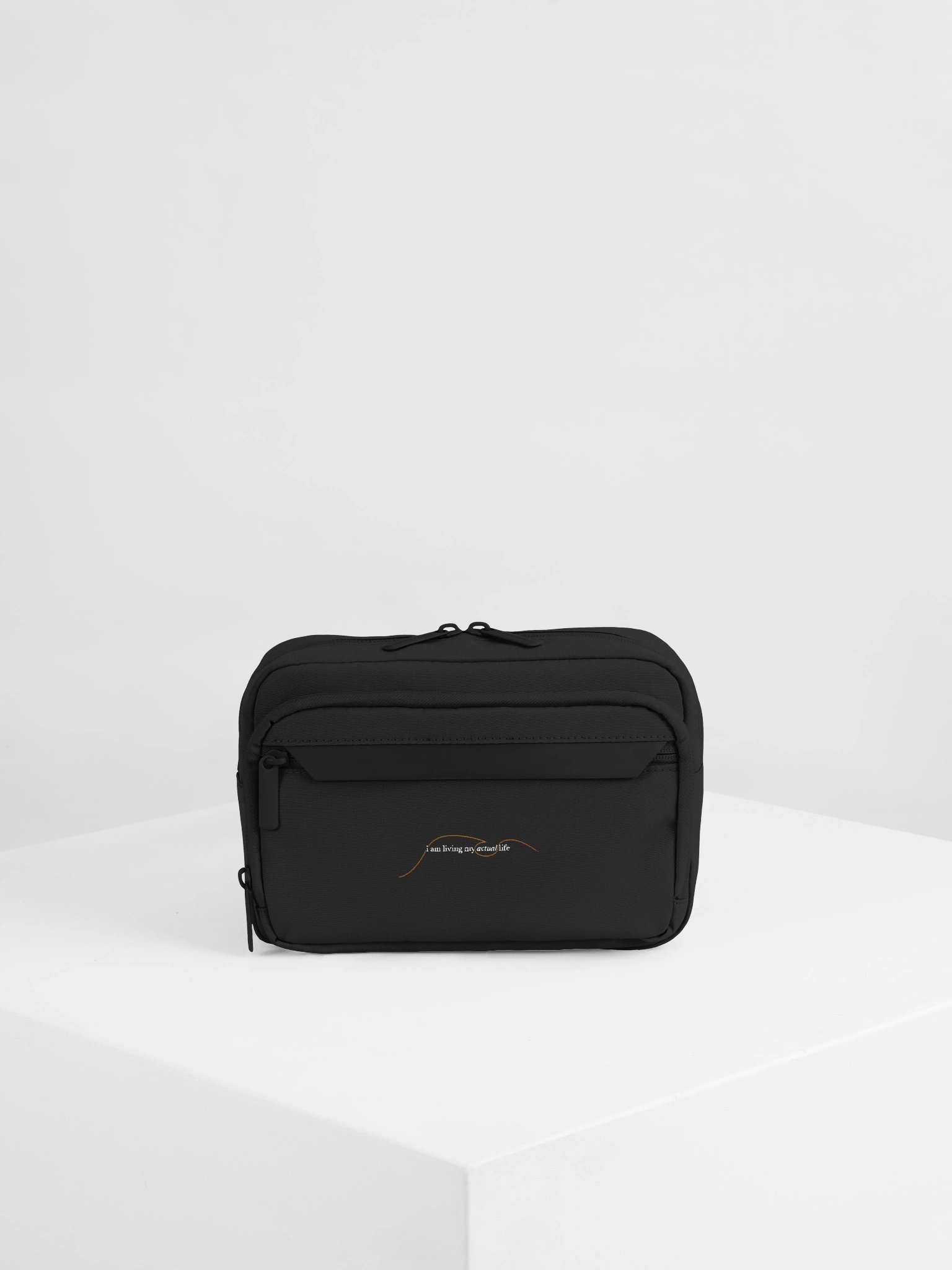 crossbody bag product image (1)