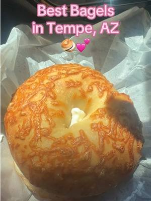 💕 Back East Bagels 🥯🩷#tempeaz #foodie #breakfast #cheddarcheese 🥯💕 #breakfastideas  Fluffy  cheddar cheese  bagel  🥯✨🤤🩷 🍓🩷get there early they sell out fast and close mid day 💕✨  💕