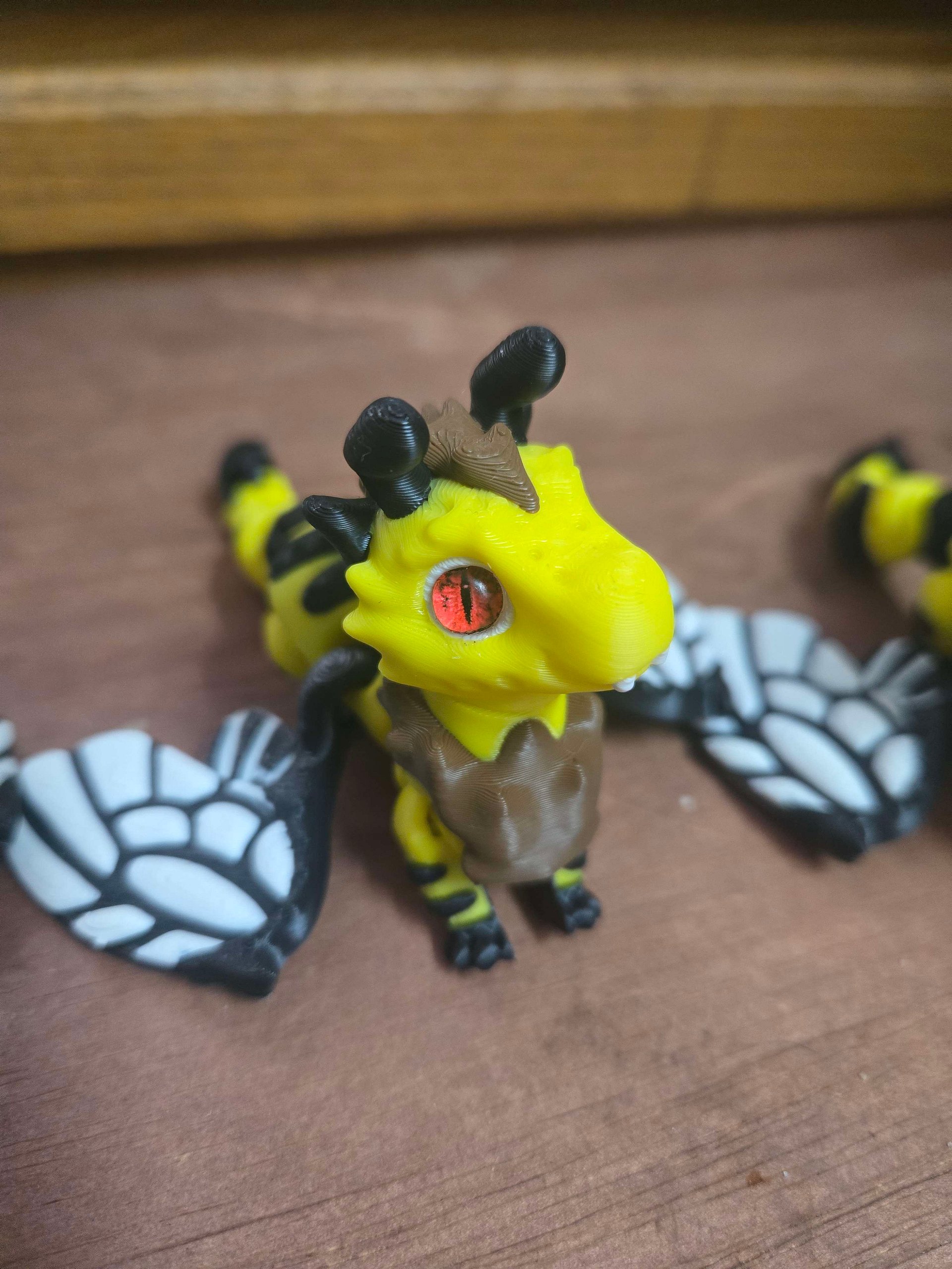 Bumblebee Dragon product image (5)