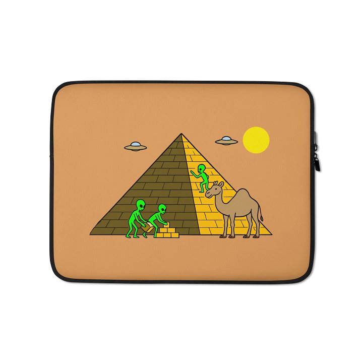 Aliens Built the Pyramids Conspiracy Theory Laptop Sleeve product image (1)