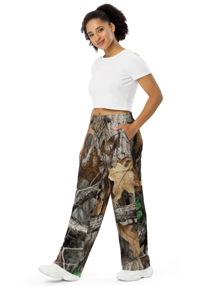 All-over print unisex wide-leg pants Camo product image (7)
