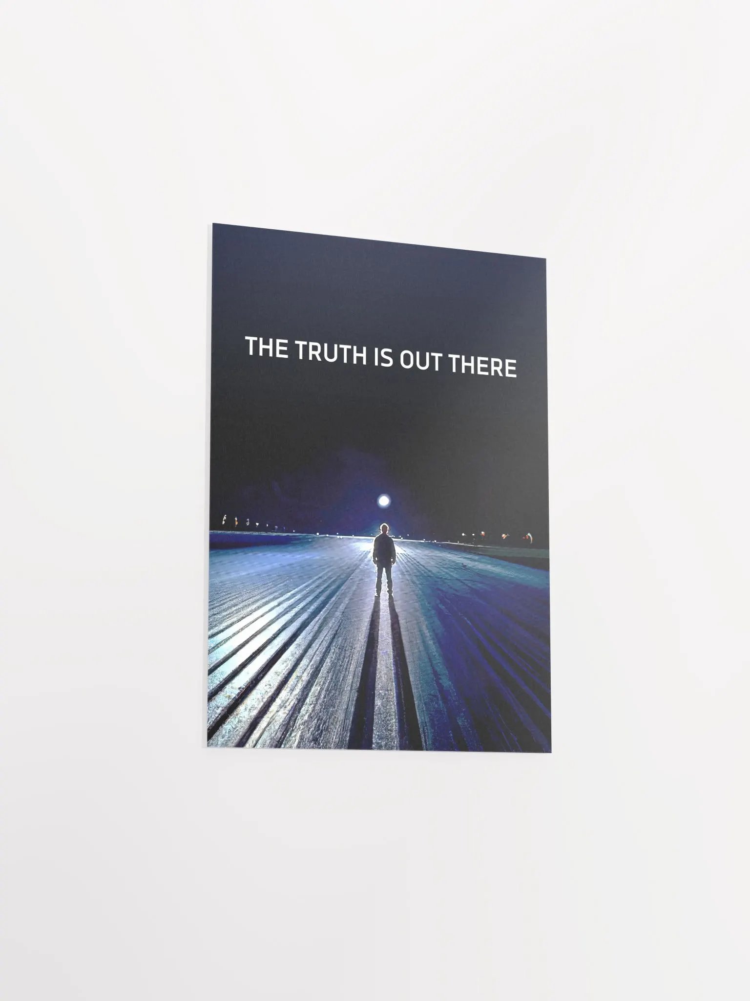 The Truth is Out There S01E02 - Deep Throat / The X-Files poster — sci-fi poster, movie poster, space art print product image (10)